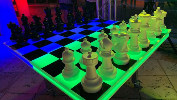 LED chess 1920 x 1080 4 LED chess 1920 x 1080 4