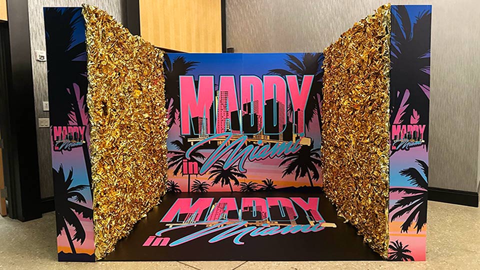 miami branded photo box enclosure